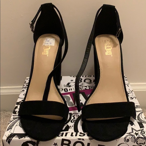 Open Toe Black Heels - Picture 1 of 2